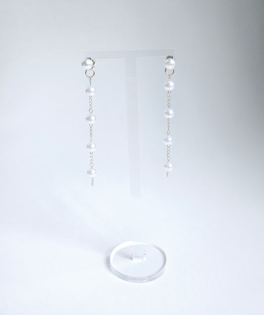 White pearl 2 in 1 dangle earring