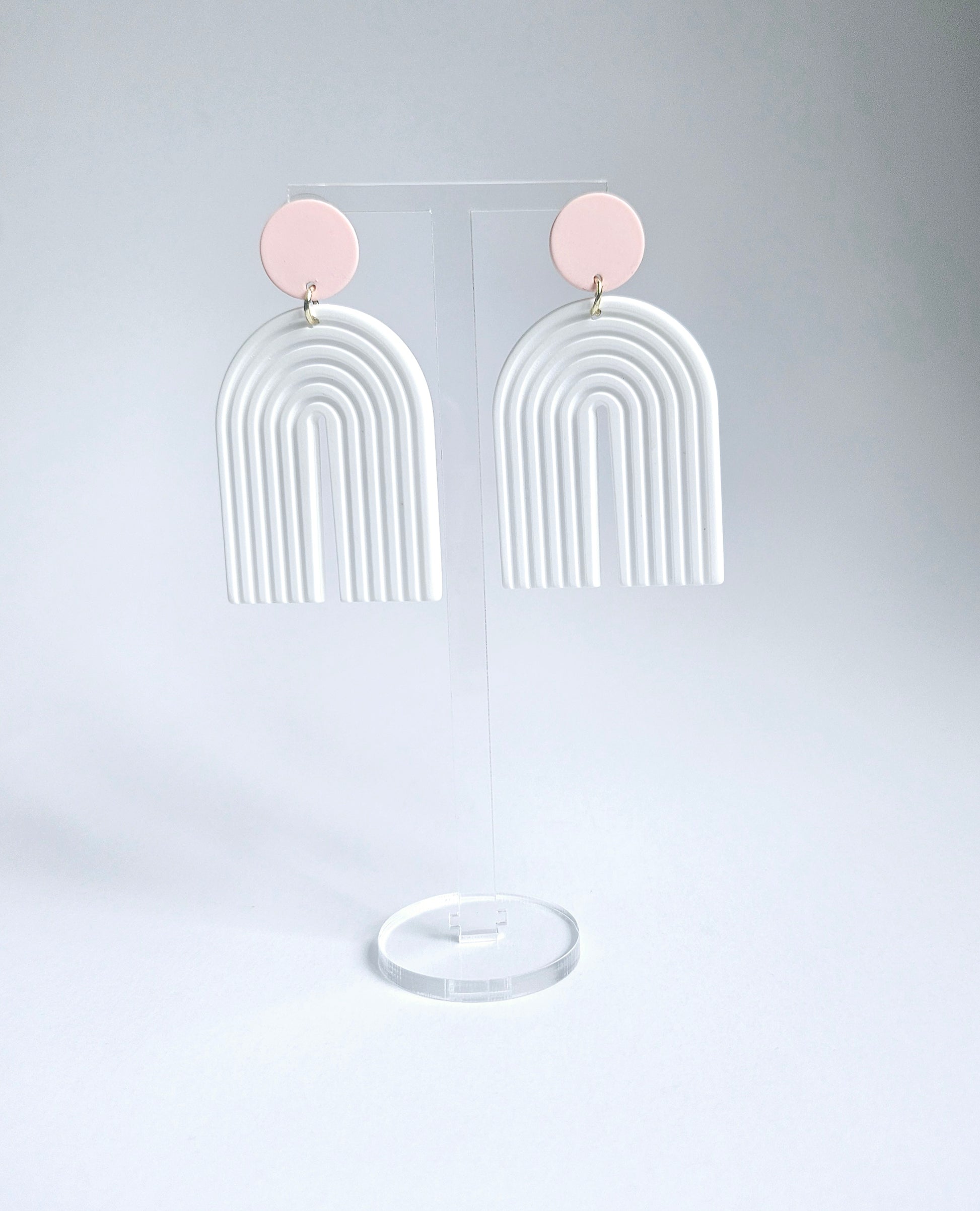 White Textured U-drop earring with light pink stud