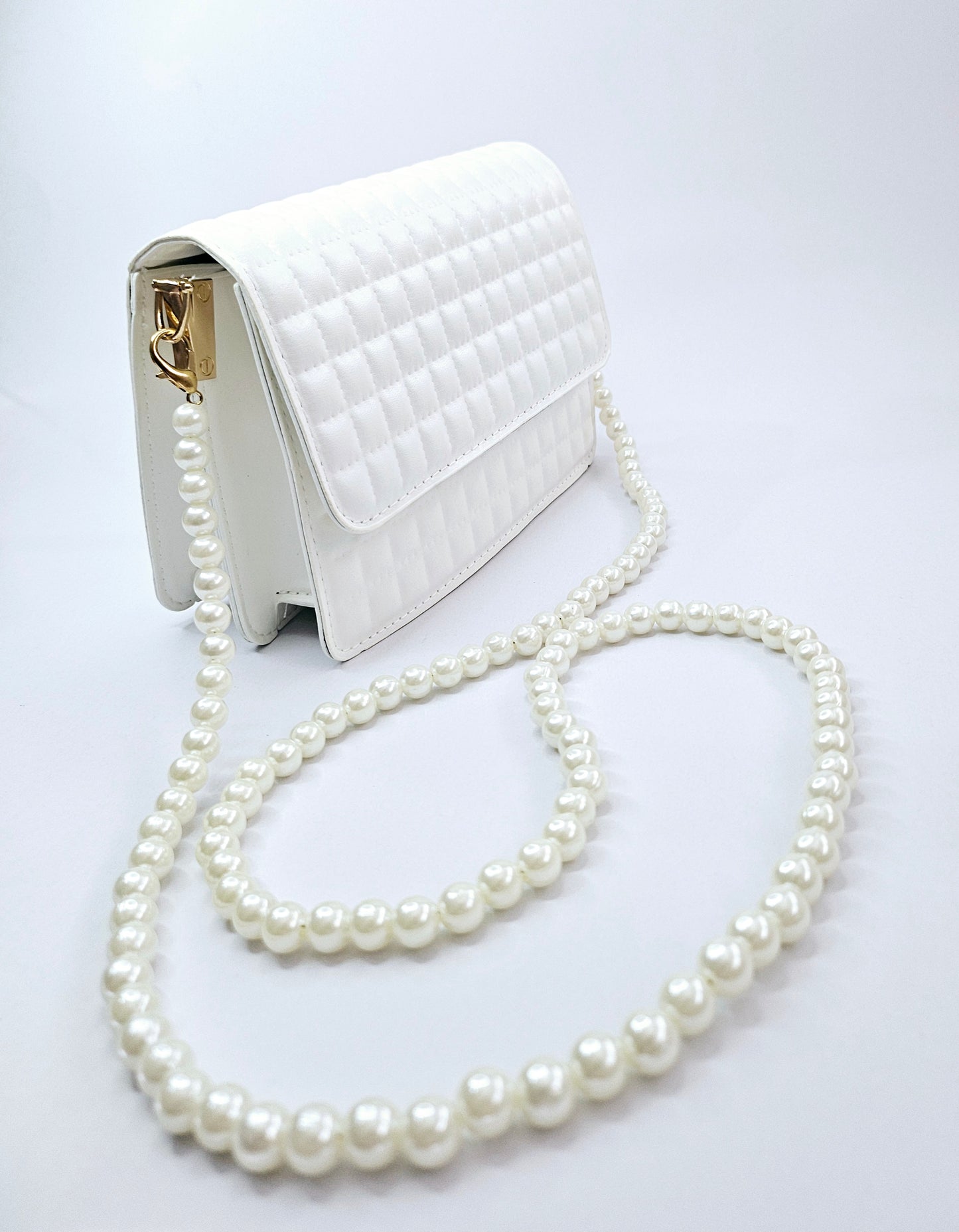 Princess White Rhinestone Pearl Chain Bag