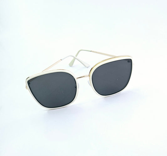 White Frame Vintage Cat Eye Sunglasses